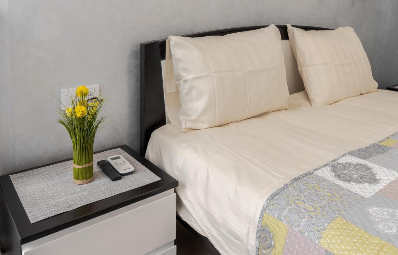 Golden Violin ! Apartments Lviv S מראה חיצוני תמונה