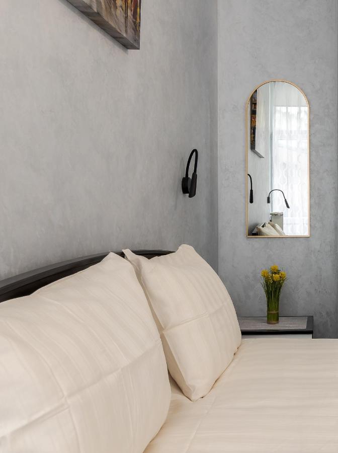 Golden Violin ! Apartments Lviv S מראה חיצוני תמונה