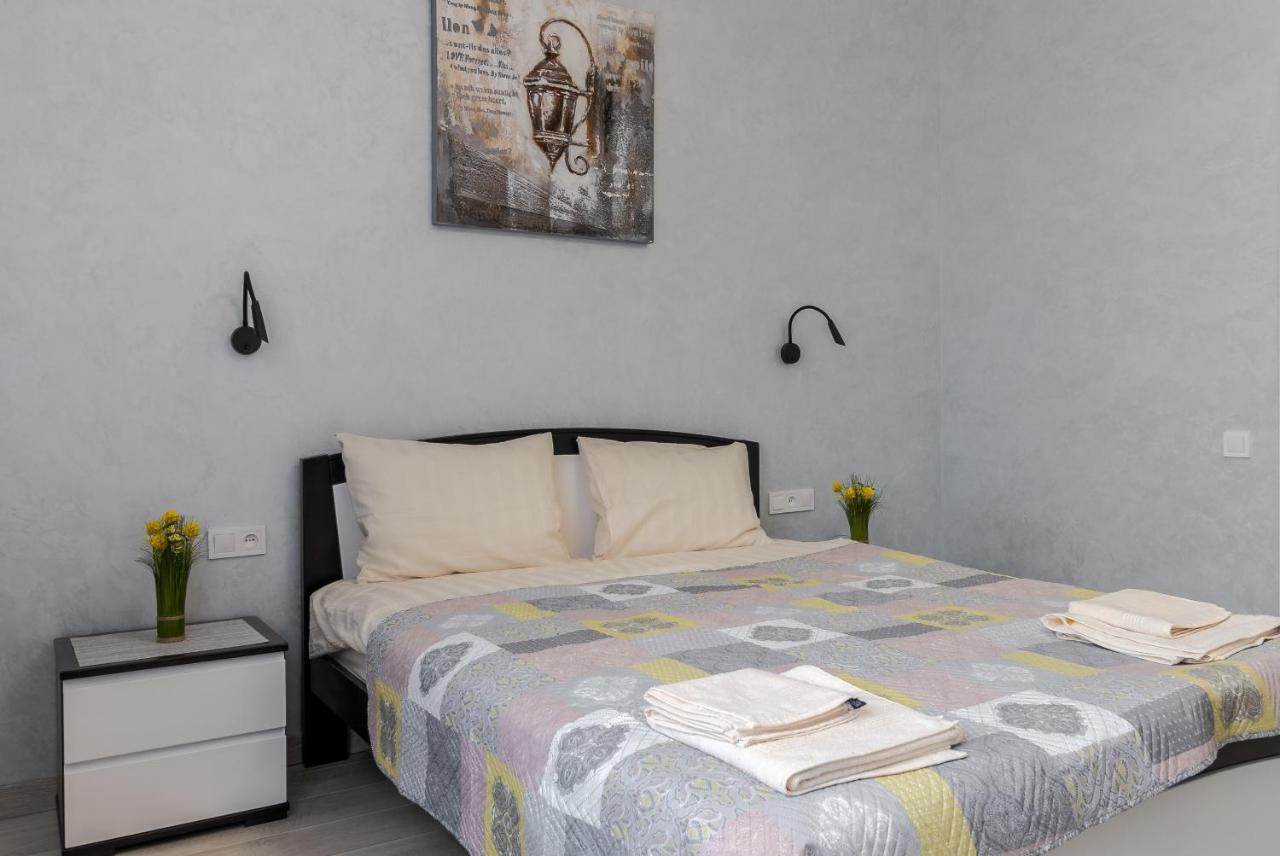 Golden Violin ! Apartments Lviv S מראה חיצוני תמונה