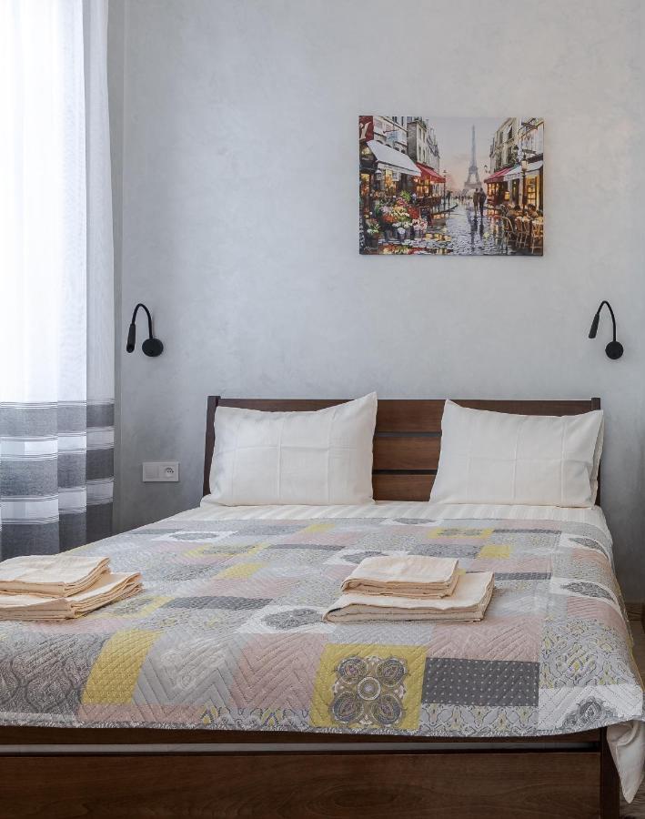 Golden Violin ! Apartments Lviv S מראה חיצוני תמונה